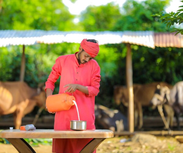 ITC’s Aashirvaad Svasti celebrates unsung heroes on World Milk Day
