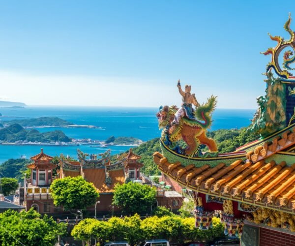 7 Reasons This Asian Country Is My Favorite Solo Travel Destination Right Now