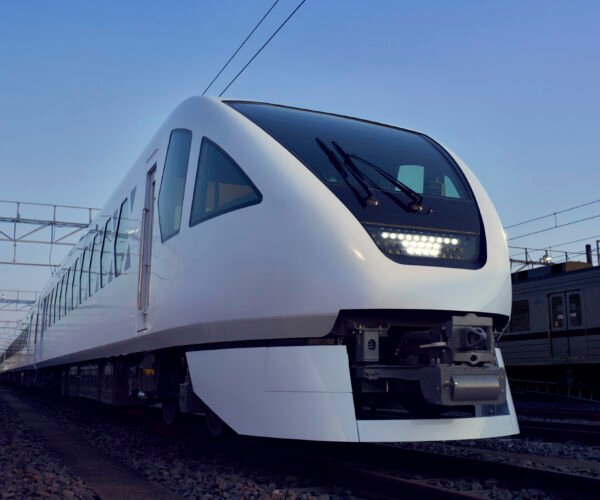 Train travel in style with SPACIA X in and around Tokyo