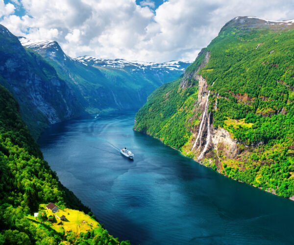 Top ten most popular cruise destinations for Brits