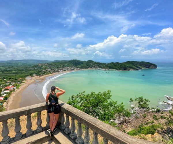 4 Reasons Why You Should Visit This Charming Beach Town In Central America