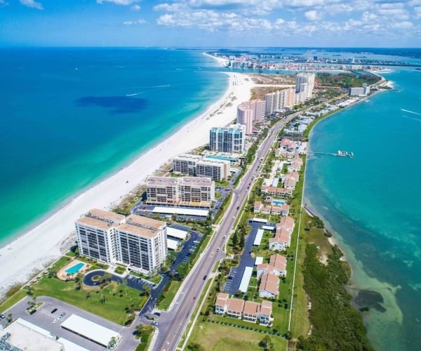 Travelers Are Flocking To These 2 Florida Destinations
